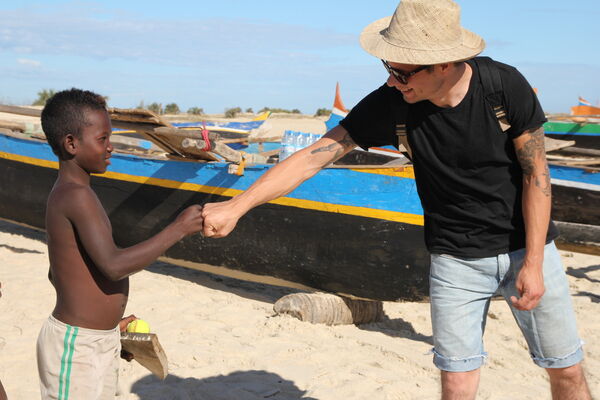 Morondava beach hilsen IMG 5743