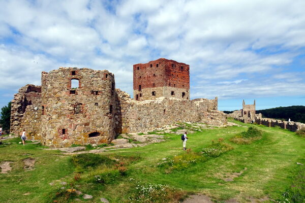 Shutterstock 519830332