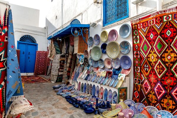 Shutterstock 2524346899 Sidi Bou Said b