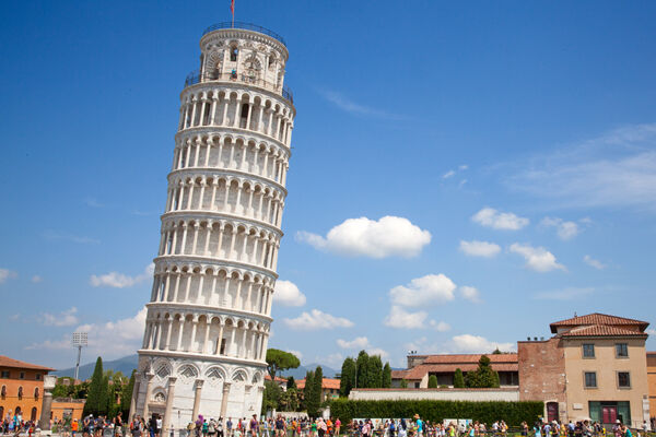 Det skjeve tårnet i Pisa