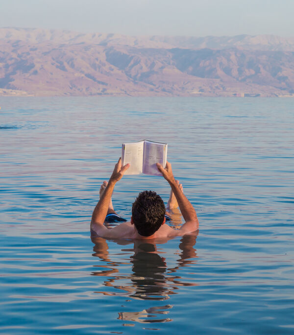Dødehavet bading mann 1