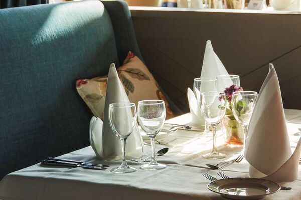 Facility restaurant 13