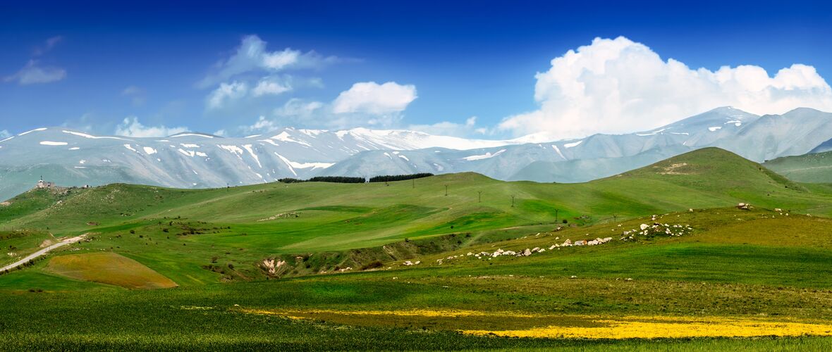 Armenia - fjell